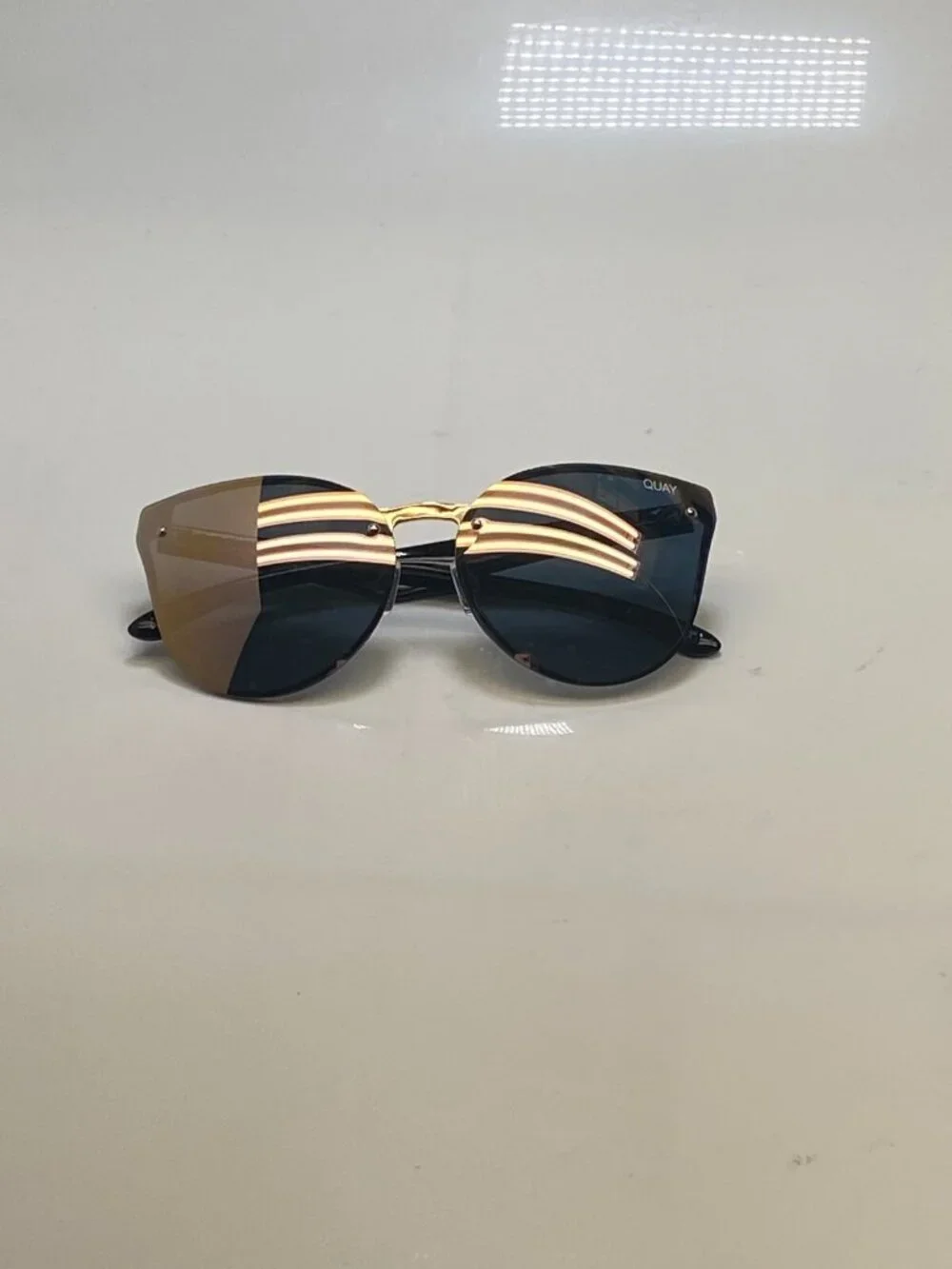 Q/A Quay Australia  Higher Love Mirror Lens Rimeless Rose Gold Sunglasses